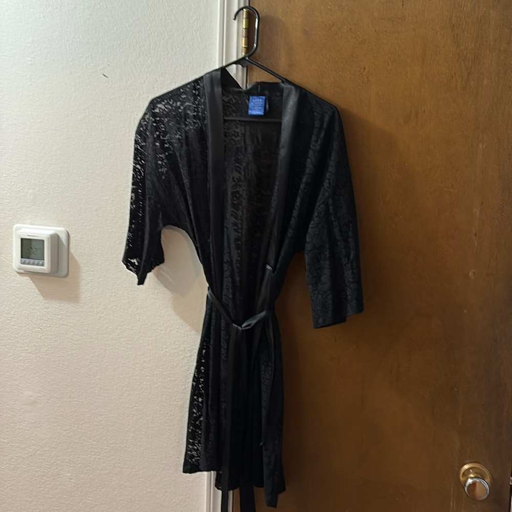 Women’s robe